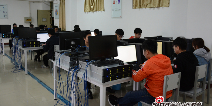 云端競(jìng)技，筑夢(mèng)未來——2018省職業(yè)院校“云計(jì)算”技能大賽國賽選拔賽在濟(jì)寧職業(yè)技術(shù)學(xué)院舉行