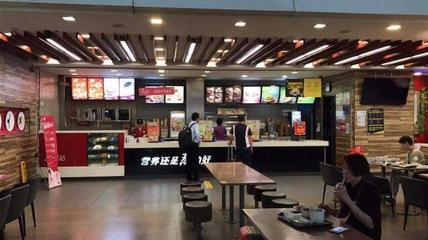 快餐市場驚現大黑馬 肯德基、麥當勞身后，新中式快餐之王悄然崛起！